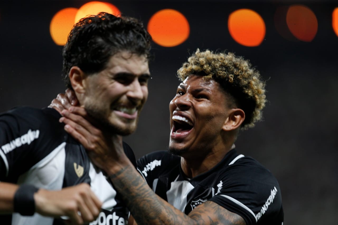 Marcos Victor relembra jogada idêntica à assistência para Pedro Raul