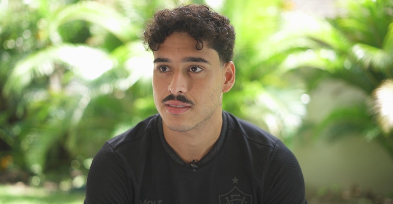 Lucas Halter quer renovar com o Vitória e guarda clube no coração por causa de presente da avó