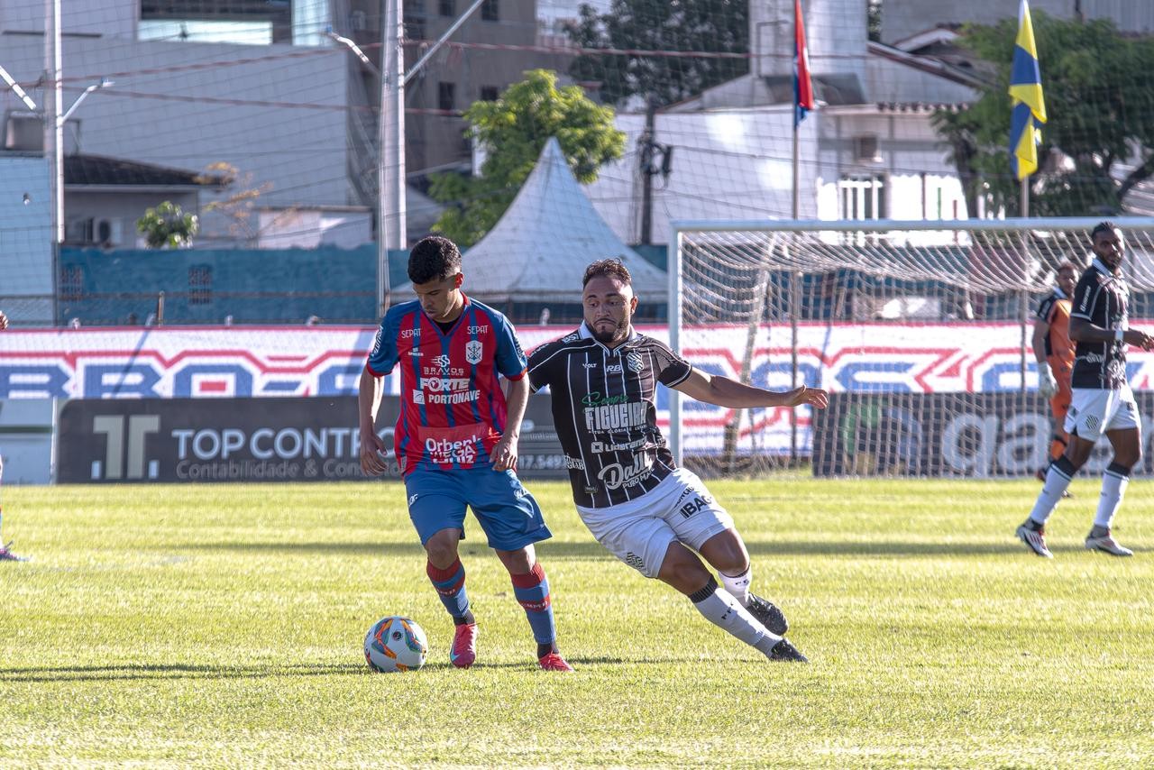 Figueirense e Joinville em busca do título e do resgate de suas histórias
