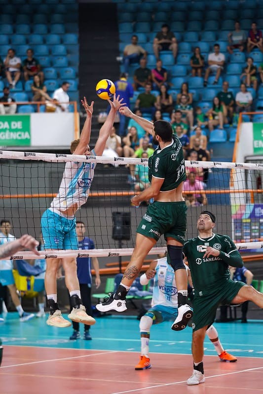 Goiás vence São José de virada e se reabilita na Superliga Masculina