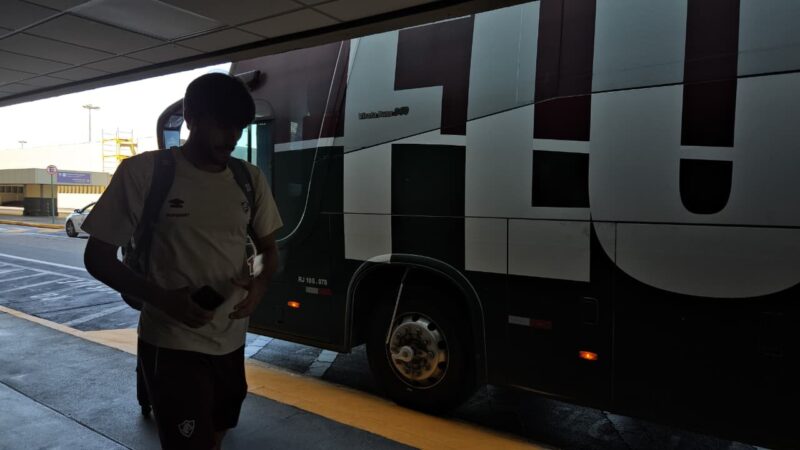 Fluminense embarca para jogo contra o Palmeiras sem Thiago Silva e Lucho Acosta
