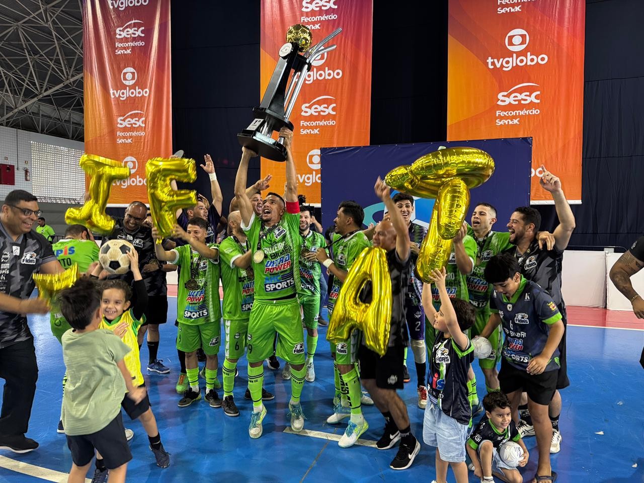 “Em família”, Cruzeiro bate Brazlândia, e conquista o tricampeonato da Copa Brasília