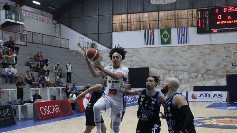 São José lidera placar do início ao fim, vence Pato Basquete e alcança a 3ª vitória seguida no NBB