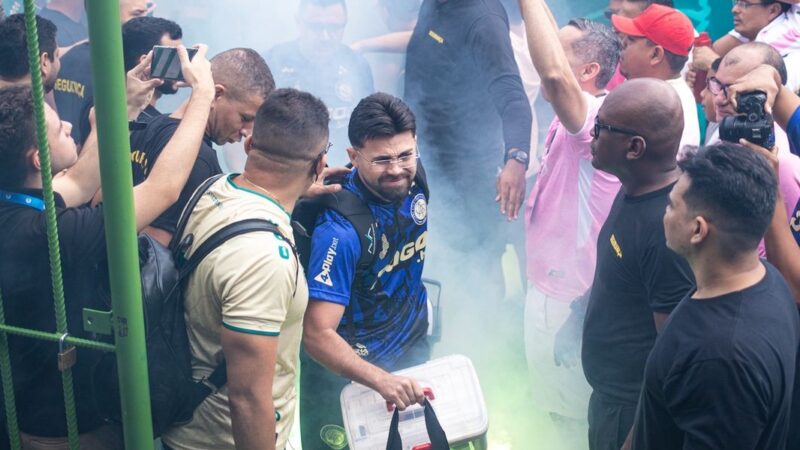 Brasileiro de futsal 2025: antes de final, Atlético-PI é recebido com festa pelos torcedores; assista