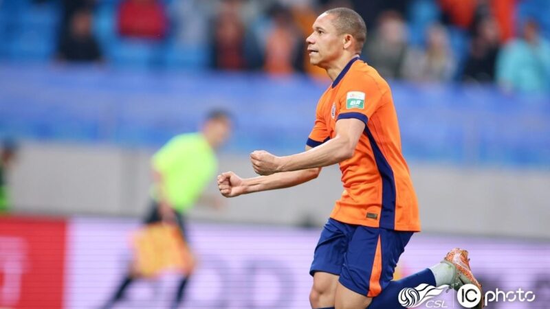 Mbappé de Xerém, Wellington Silva marca duas vezes na última rodada do Campeonato Chinês