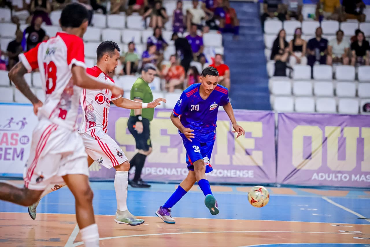 Carauari e Coari disputam a final da Série Ouro do Amazonense de Futsal nesta terça-feira (25)