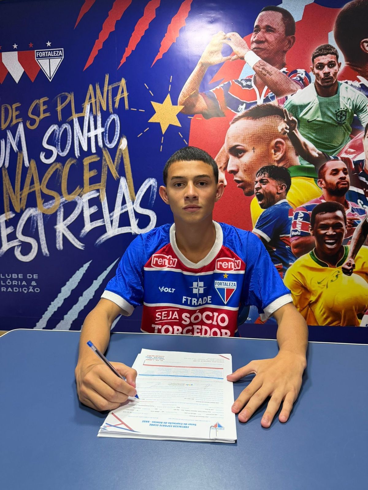 Fortaleza acerta com atacante Kaykinho para as categorias de base