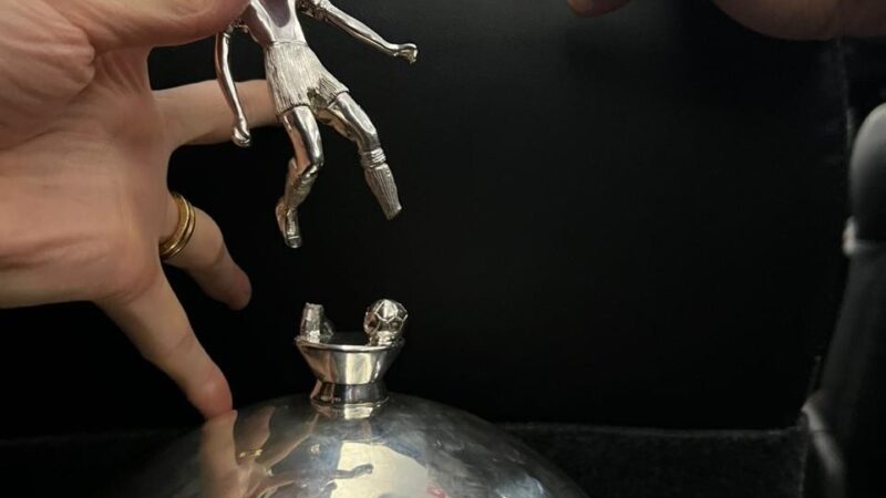 Veja fotos da taça da Libertadores quebrada em festa do Flamengo