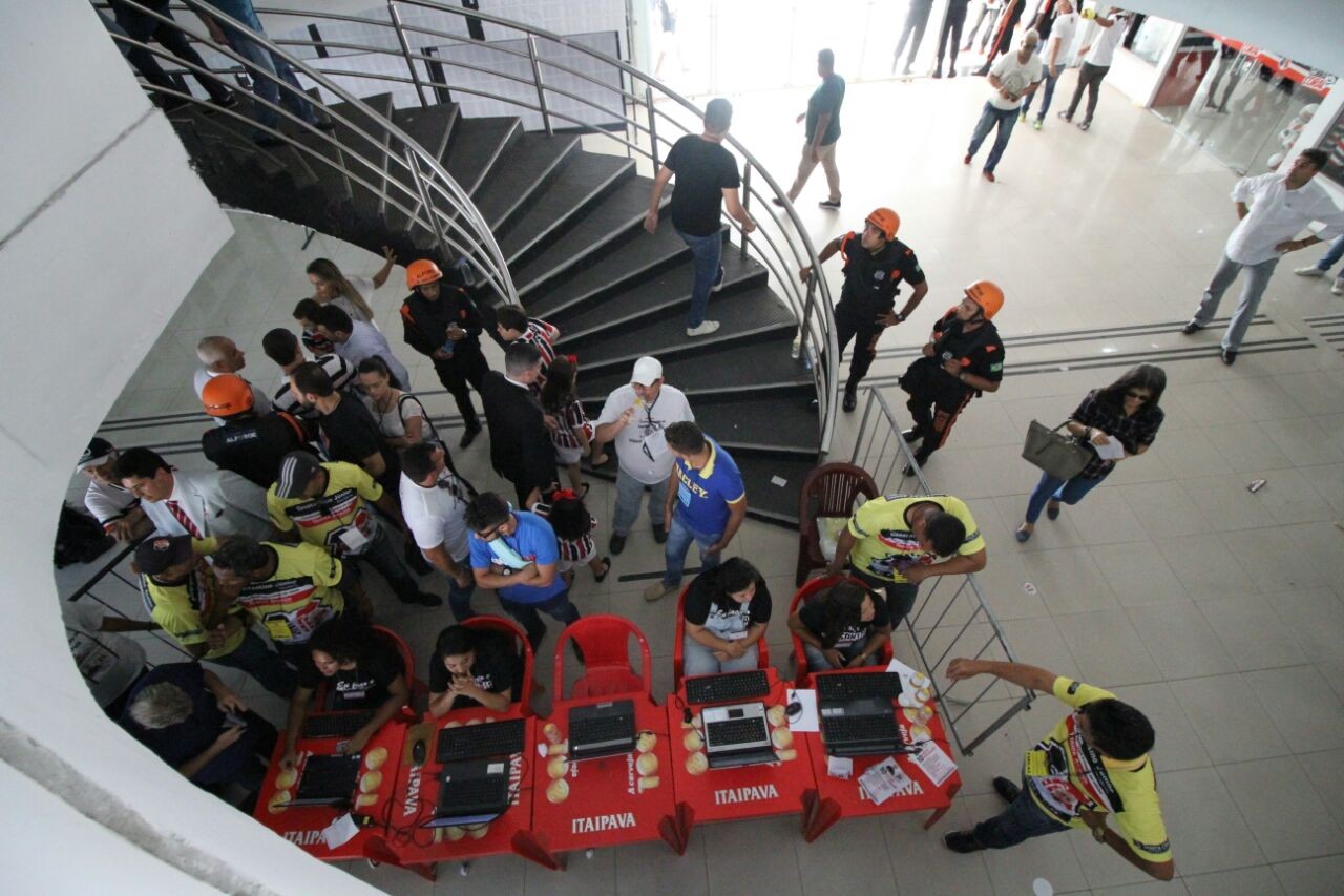 Santa Cruz divulga lista final de sócios aptos a participarem da Assembleia que apreciará a SAF