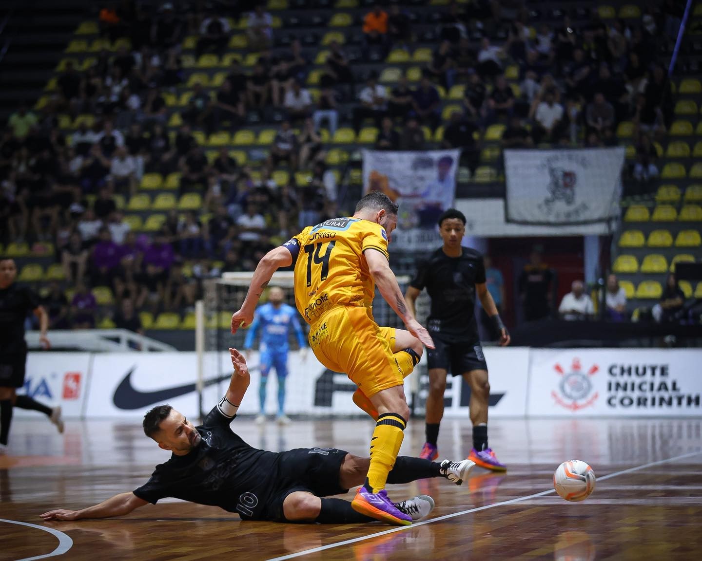 Em desvantagem, Sorocaba recebe o Corinthians no jogo de volta das quartas da Liga Futsal