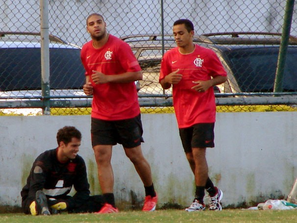 Lembra dele? Aleílson, campeão com o Flamengo, vai jogar a reta final do Tocantinense 2025
