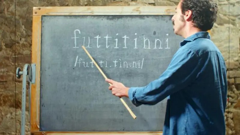 O que é ‘futtitinni’, a filosofia siciliana para tornar a vida mais leve