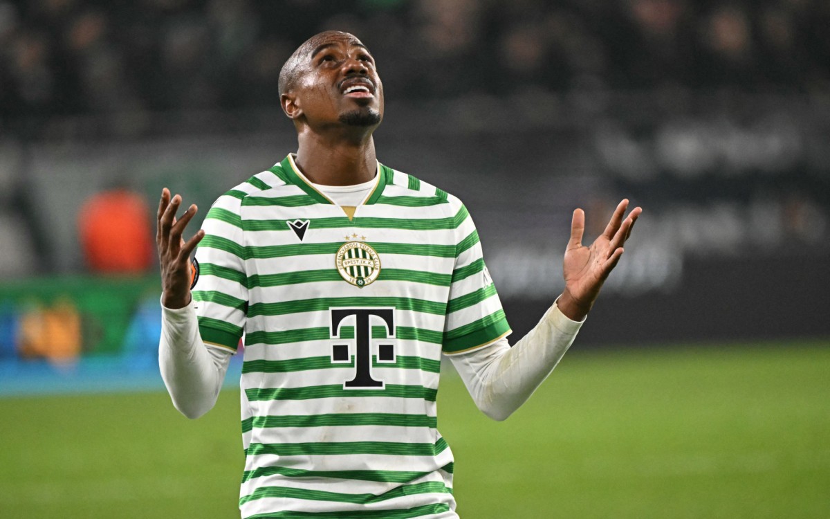 Alvo do Botafogo, Julio Romão confirma interesse e diz que sonha voltar ao Brasil