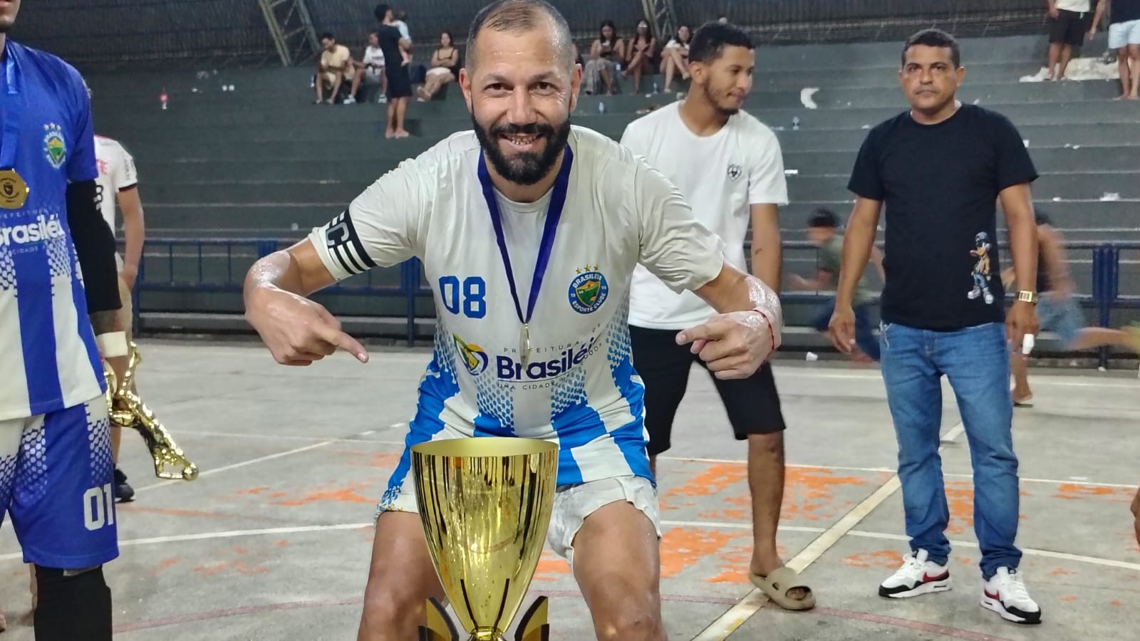 Alcione exalta conquista do Brasiléia e fica surpreso com placar na final: “Ninguém imaginava”