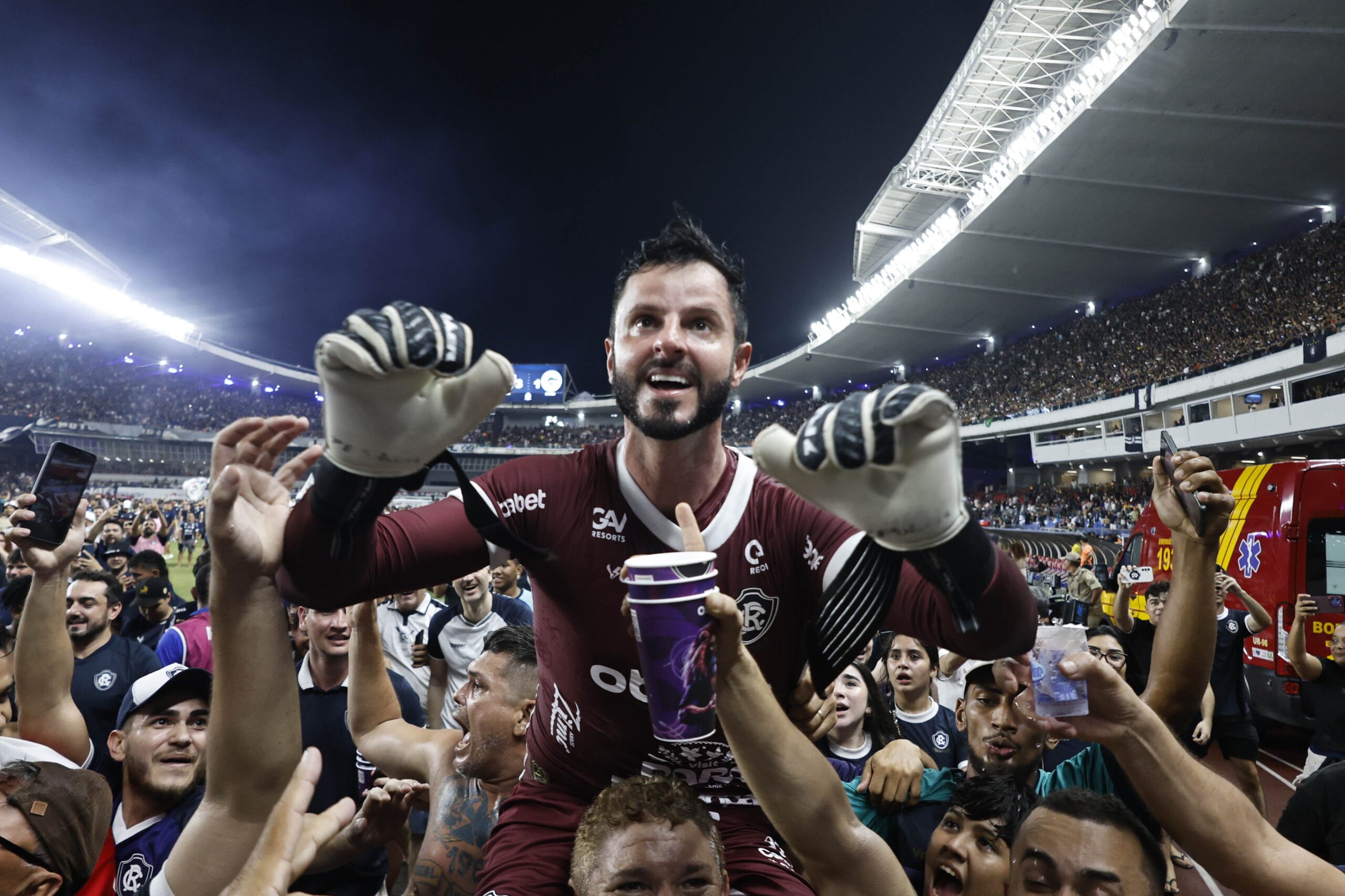 Remo confirma renovação de contrato com o goleiro Marcelo Rangel