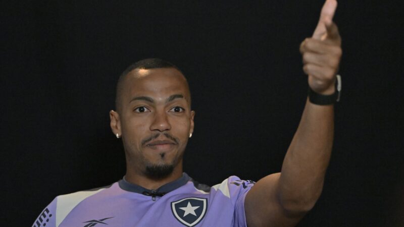 Marlon se reúne com Textor, pede liberação do Botafogo e trata detalhes finais para fechar com o Palmeiras