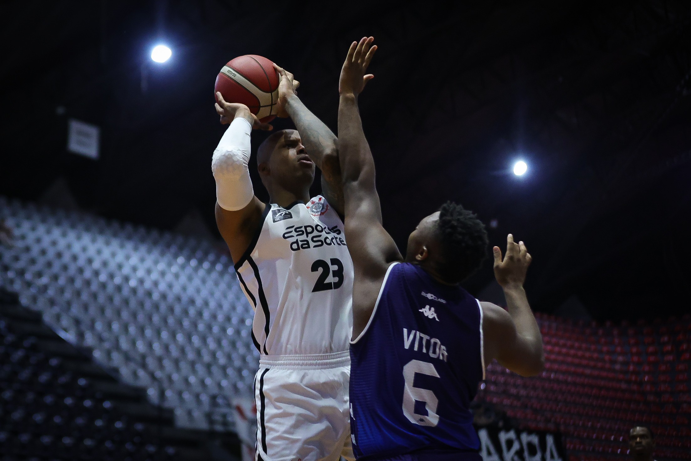 Corinthians deslancha no último quarto e vence o Rio Claro pelo NBB