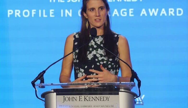 Tatiana Schlossberg, neta de John F. Kennedy, morre aos 35 anos após diagnóstico de câncer agressivo