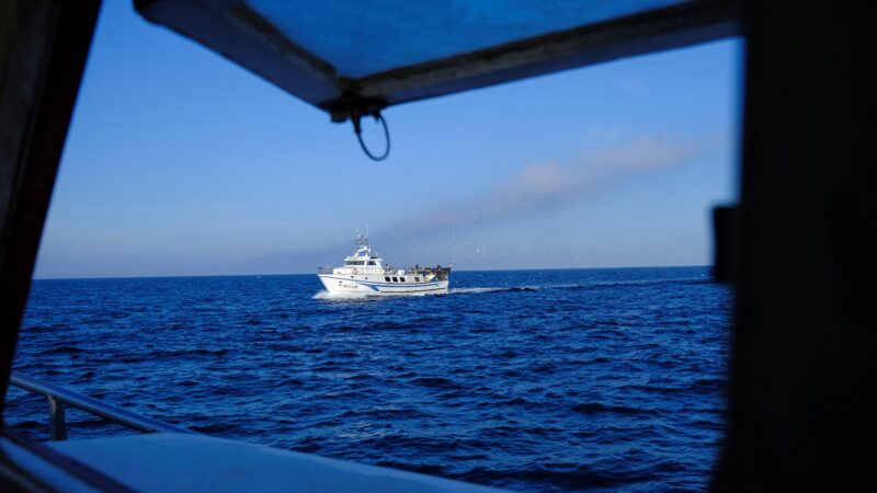 ONG diz que embarcação com mais de 100 imigrantes naufragou no Mediterrâneo