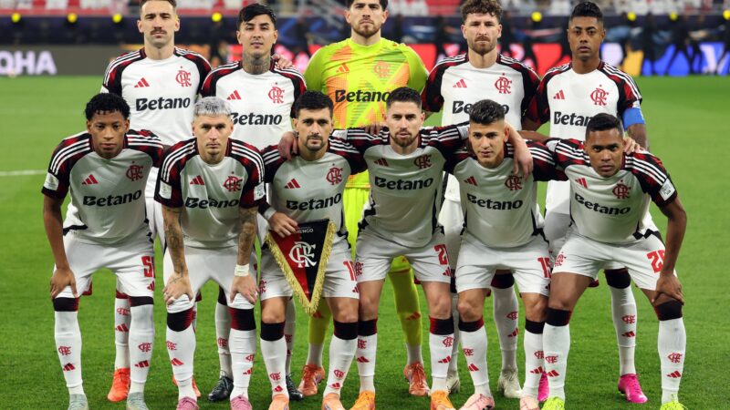 Entenda como Flamengo planeja reduzir média de idade do elenco e quais posições são mais críticas