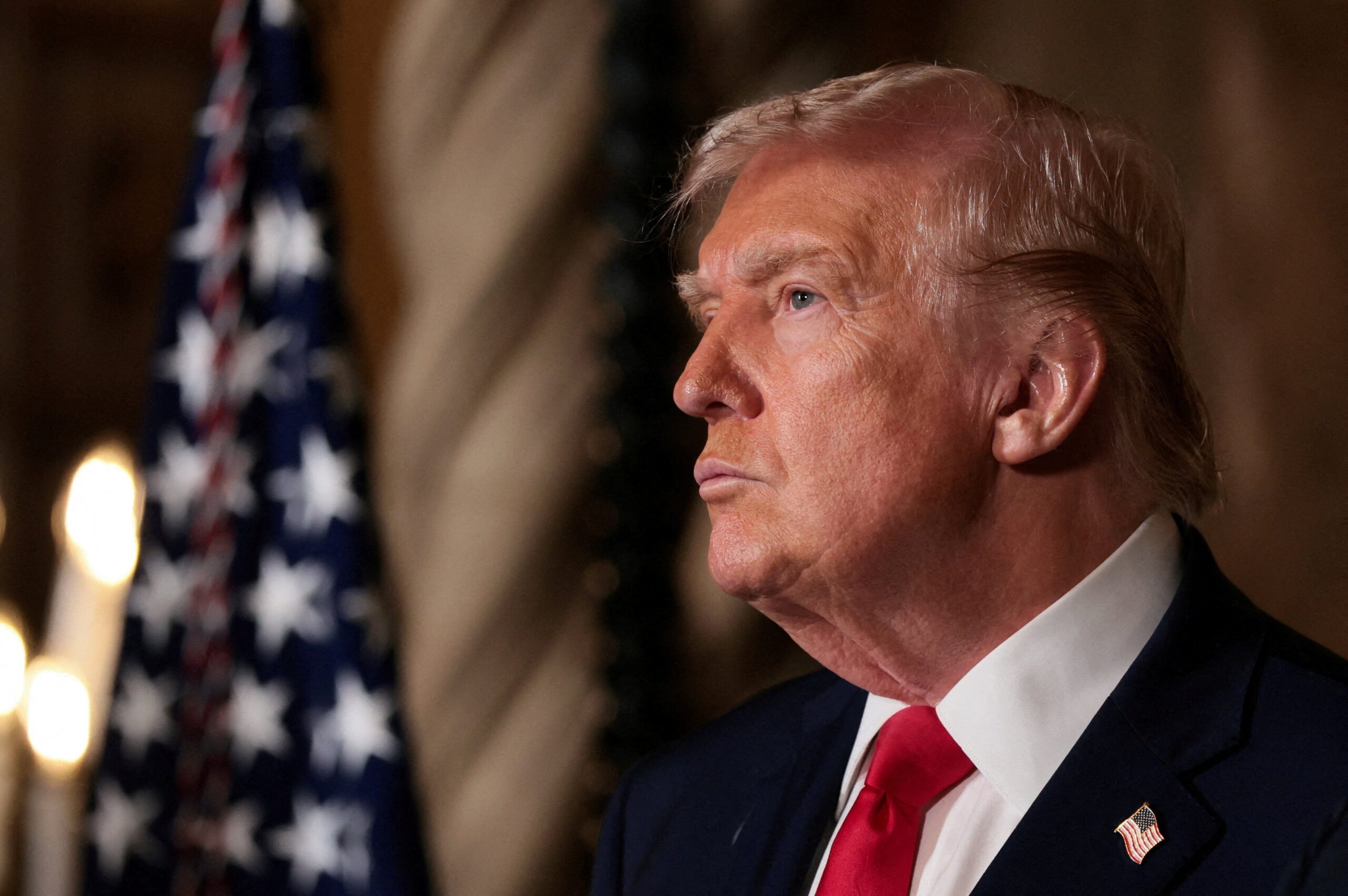 Trump sugere que EUA fizeram 1º ataque terrestre na Venezuela