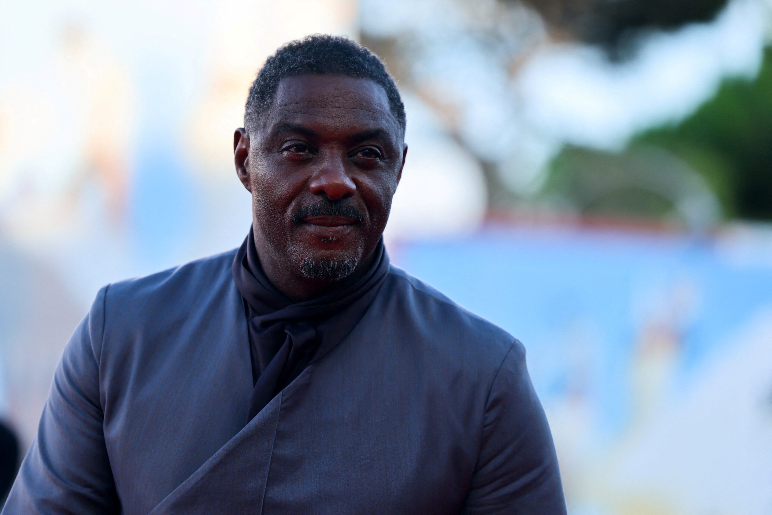 Idris Elba, Cynthia Erivo e Warwick Davis estão em lista de honrarias de Ano Novo do rei Charles