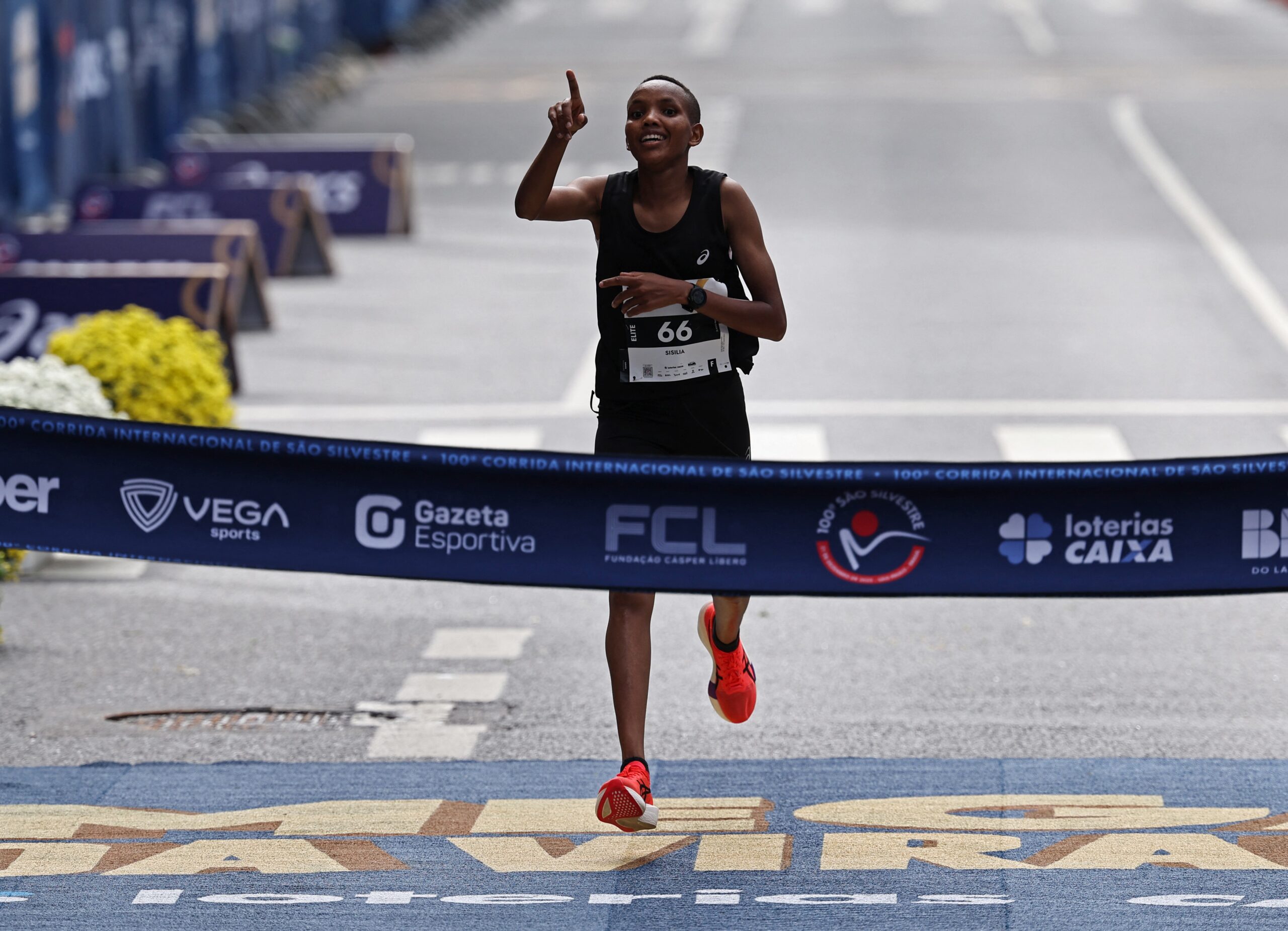 São Silvestre 2025: tanzaniana é campeã; brasileira termina em terceiro
