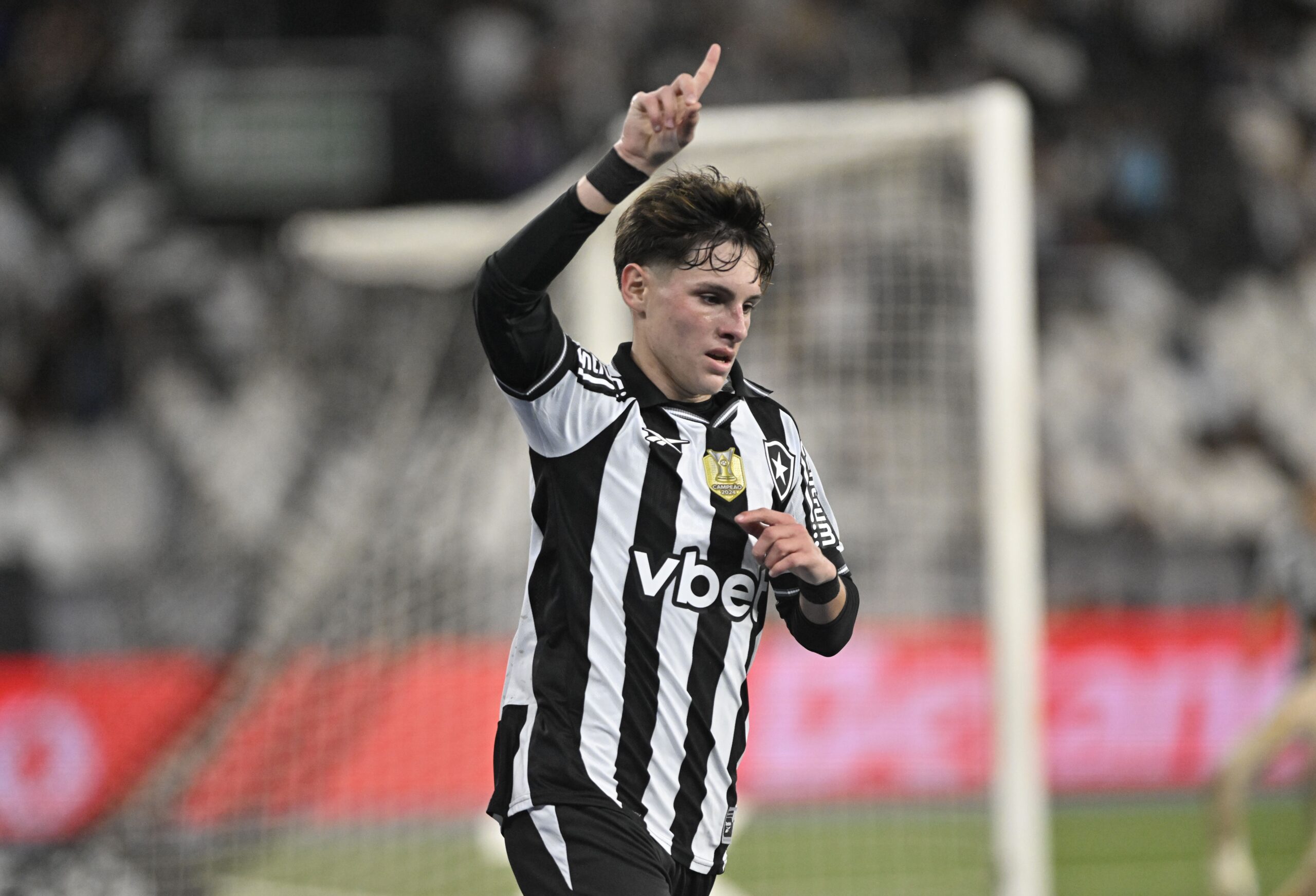 Botafogo planeja manter Montoro e Barrera e aposta no retorno técnico e na valorização da dupla em 2026