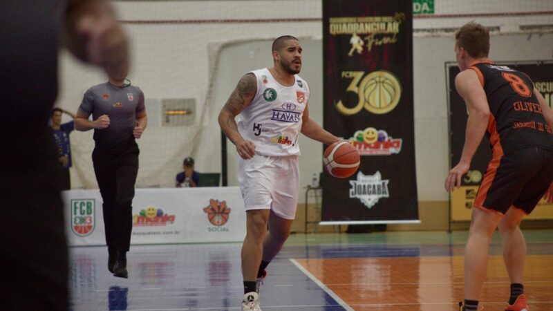 FCB premia melhores de 2025 no basquete catarinense