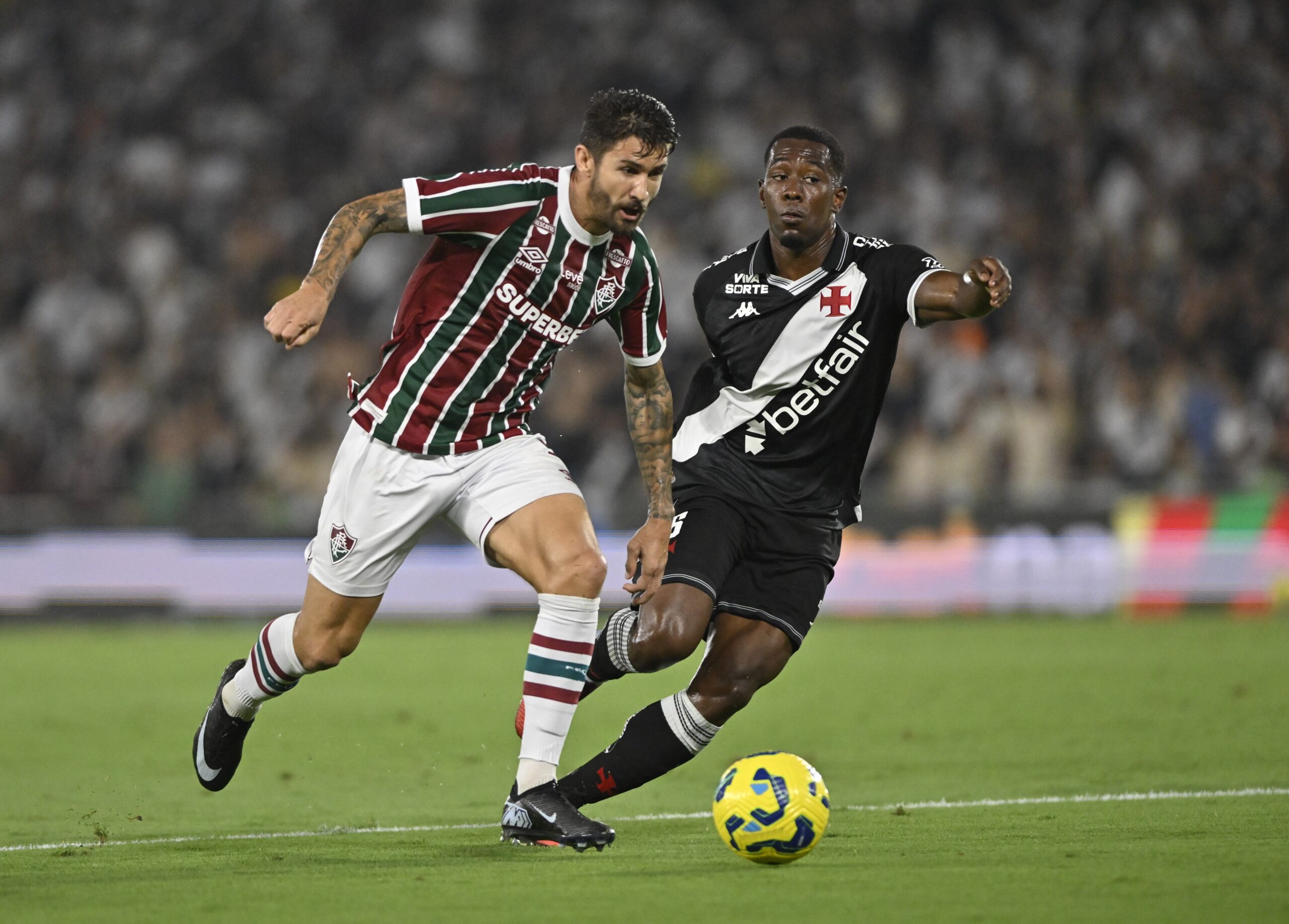 Centroavantes do Fluminense encerram ano em baixa e com apenas um gol nos últimos 16 jogos