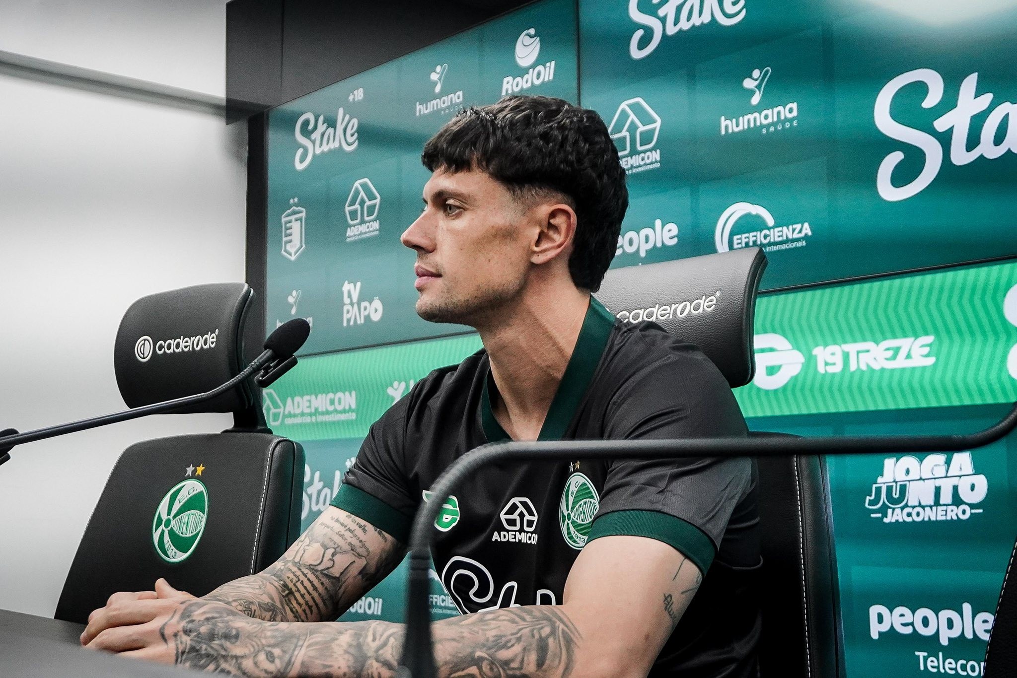 Náutico anuncia a contratação do goleiro uruguaio Gastón Guruceaga