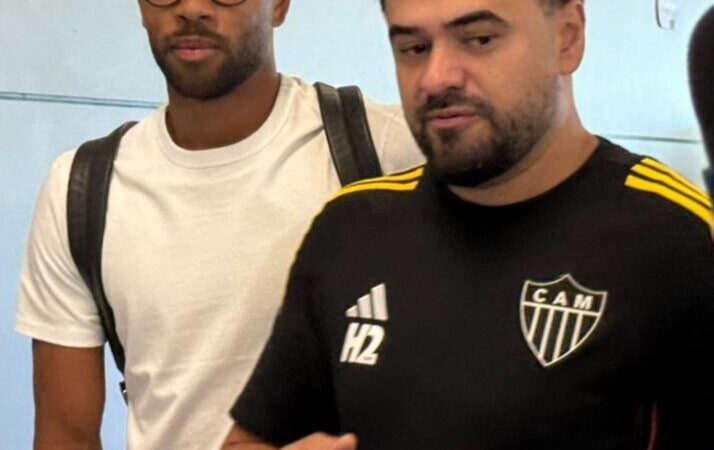 Reforço do Atlético-MG, Renan Lodi chega a BH e explica acerto: “Foi pelo projeto do Galo”