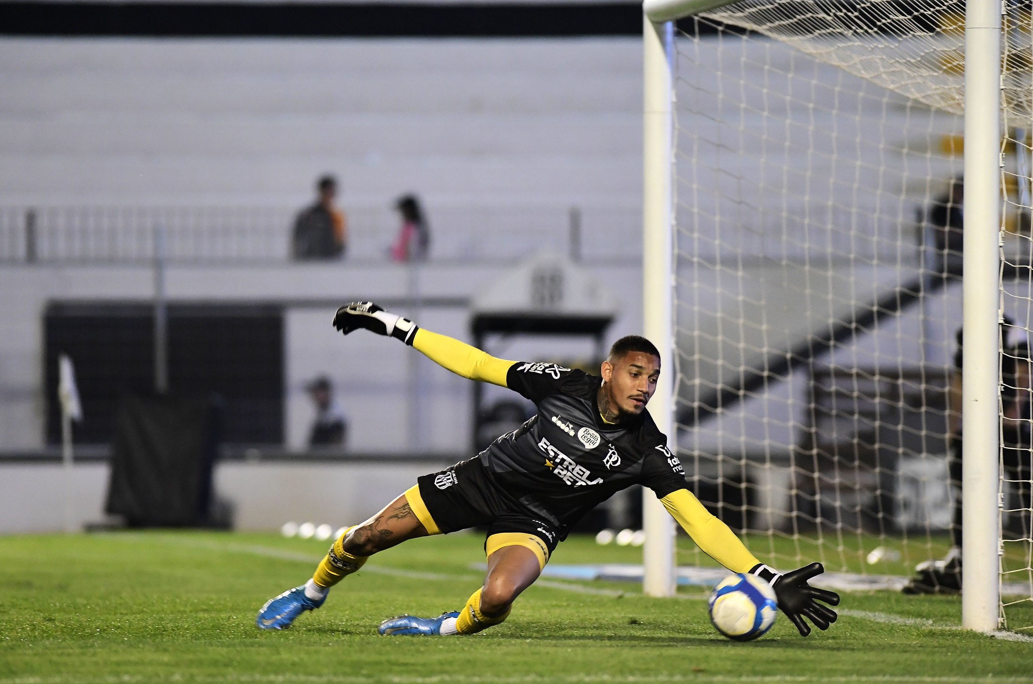 Juventude tem acerto com goleiro da Ponte Preta