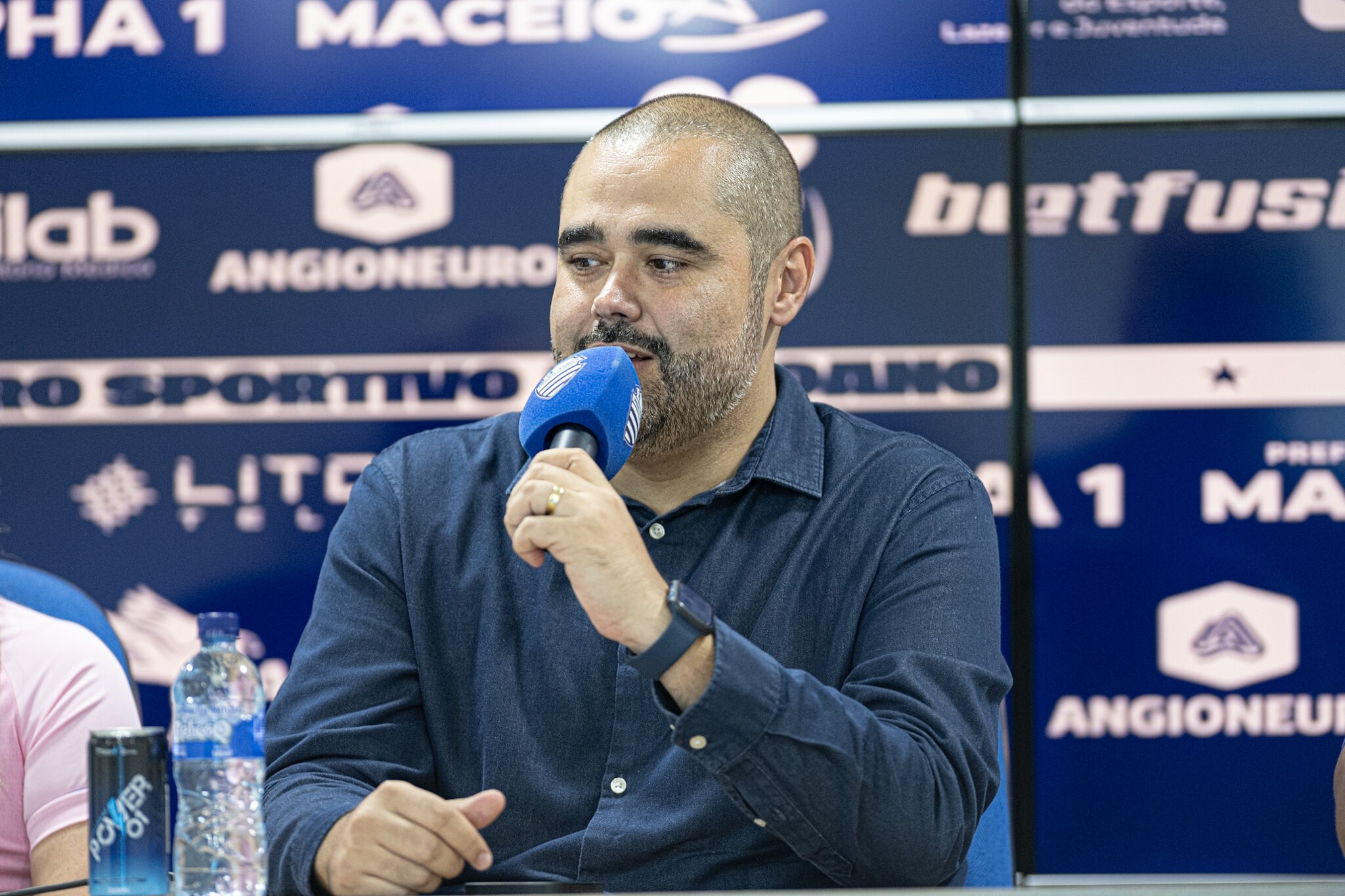 Bonatelli diz que só falta uma assinatura para fechar com reforço para o CSA