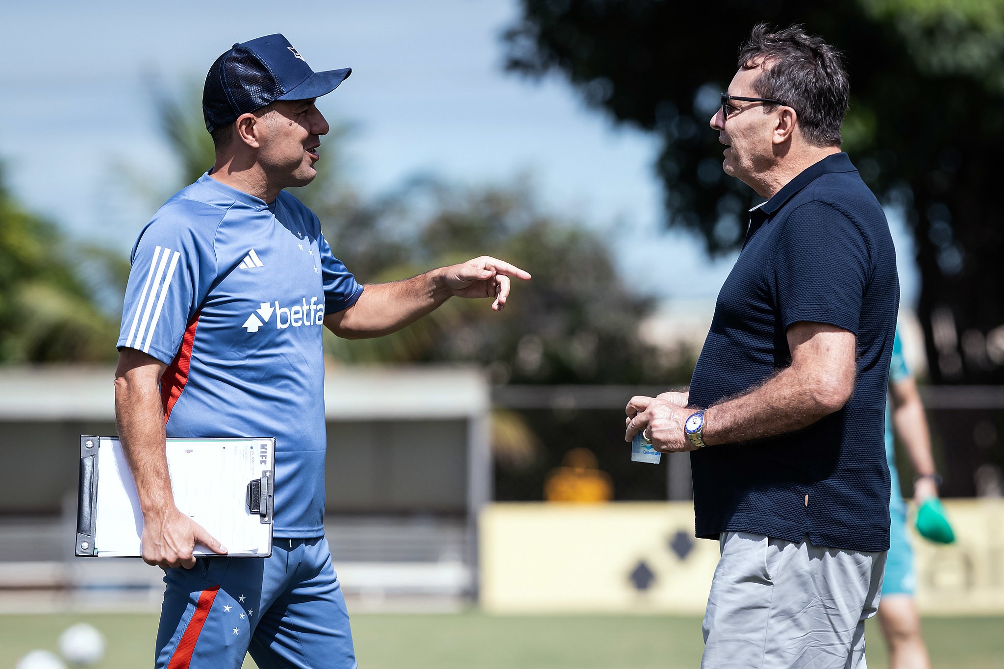 Dono do Cruzeiro tenta convencer Jardim a ficar, mas revela: “Tem vontade de não ser técnico”