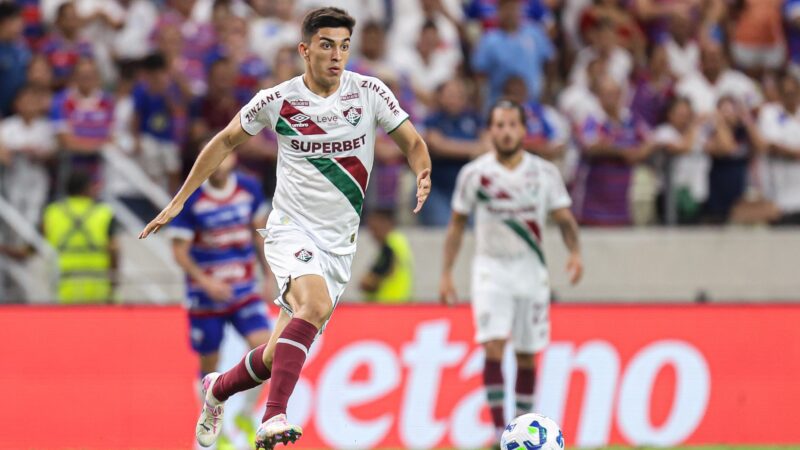 Lezcano é procurado pelo Cerro Porteño, mas empresário diz que deve permanecer no Fluminense