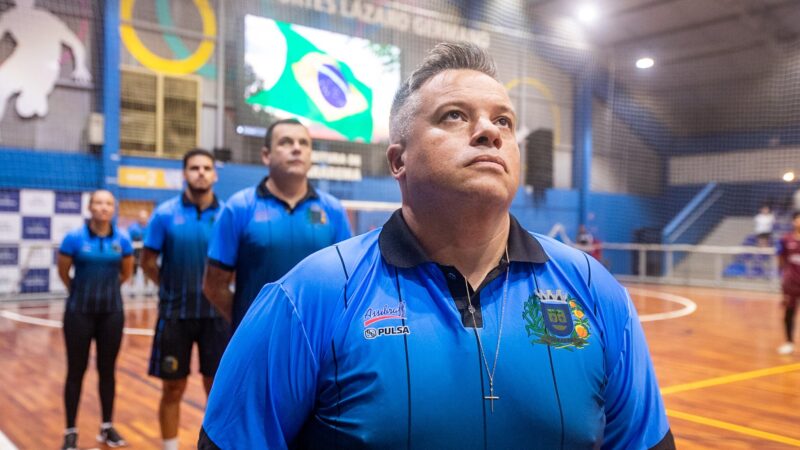 Jabá renova e vai para a quinta temporada à frente do futsal de Guararema