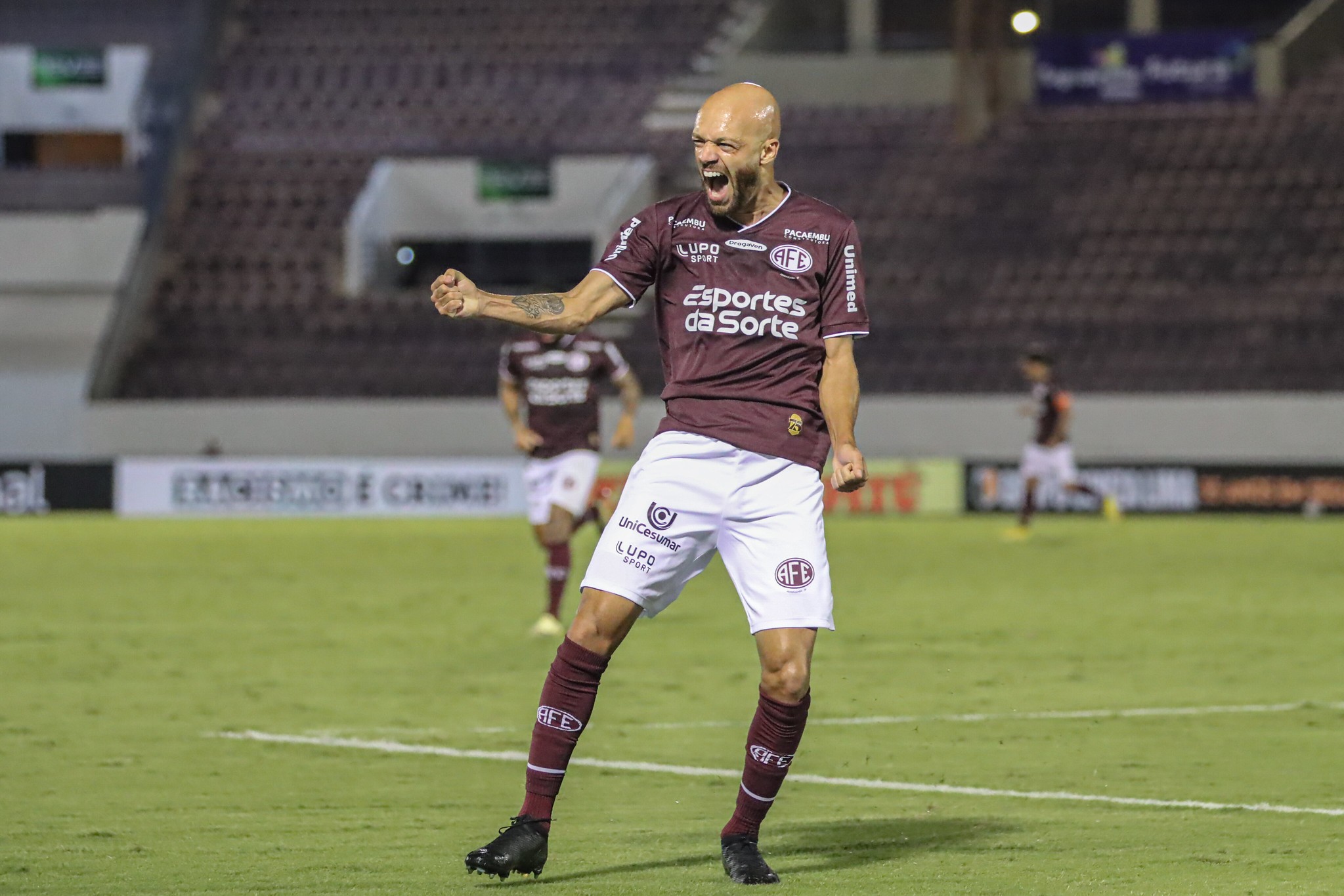 Corrêa quer Carlão na Ferroviária, mas admite busca por reposição