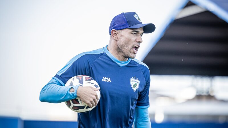 Londrina oficializa saída do técnico Roger Silva, que vai para o Sport