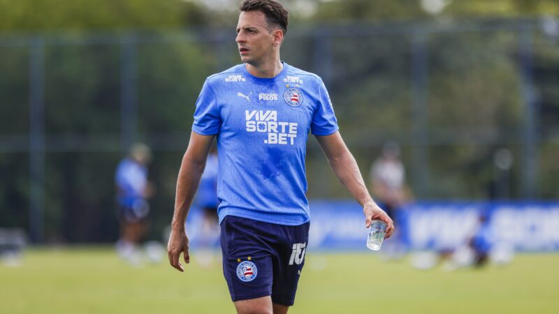 Lateral direita volta a ser alvo do Bahia no mercado após duas temporadas