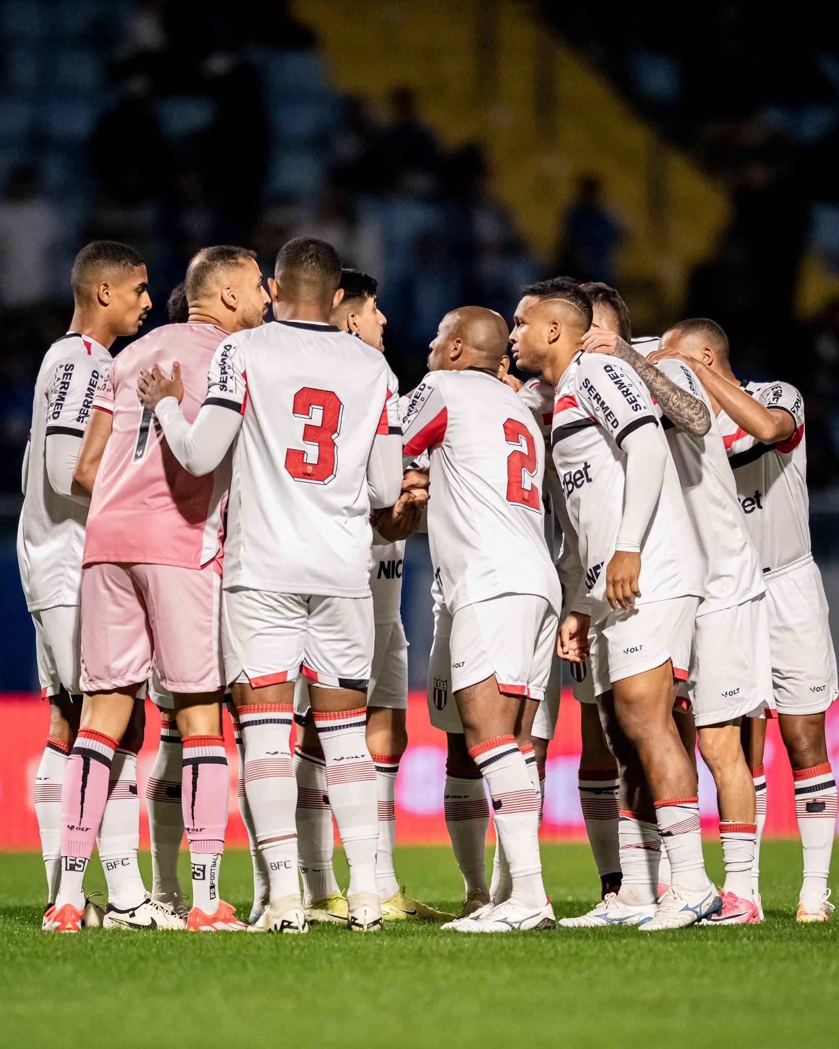 Retrospectiva do Botafogo-SP em 2025: Tricolor tem ano de lutas contra rebaixamentos