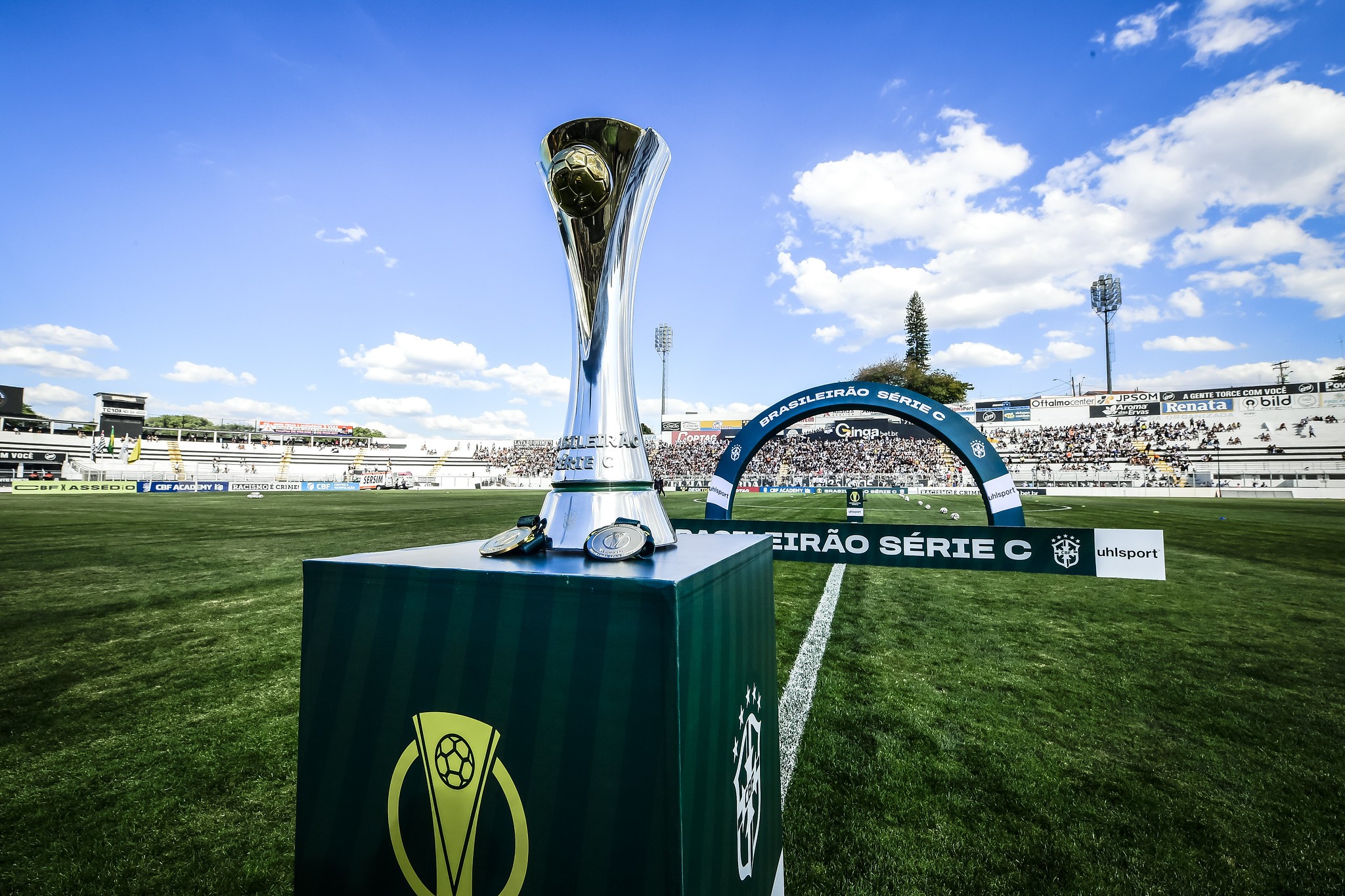 Finalmente: CBF marca entrega da taça da Série C para a Ponte Preta
