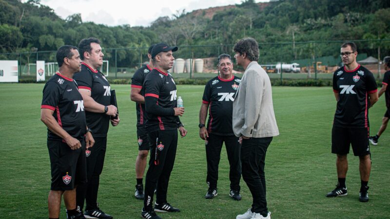 Jair Ventura diz que Baiano não vai ficar de lado e garante autonomia a com Rodrigo Chagas no Vitória