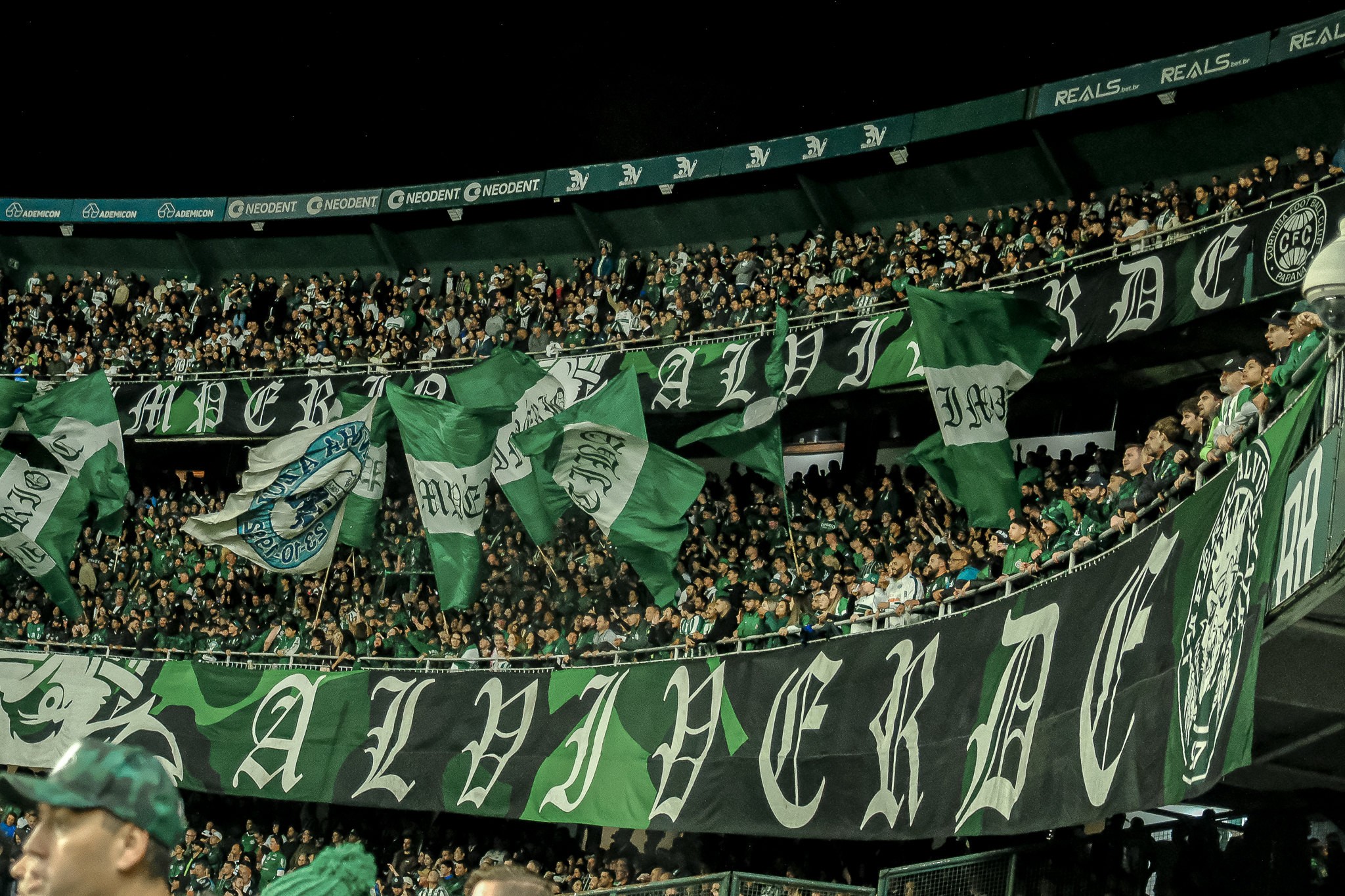 Conselho Deliberativo do Coritiba elege “Arquibancada” como novo nome para setor no Couto Pereira