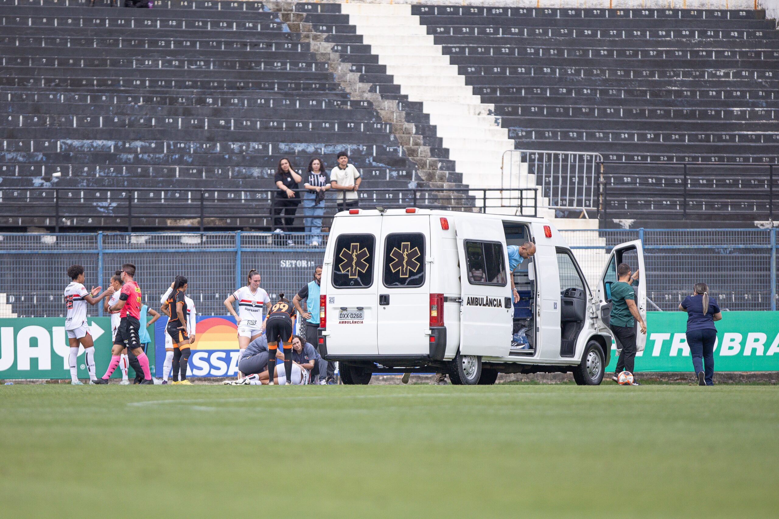 Amadorismo e falta de auxílio: como federações lidam com futebol feminino pré-Copa de 2027