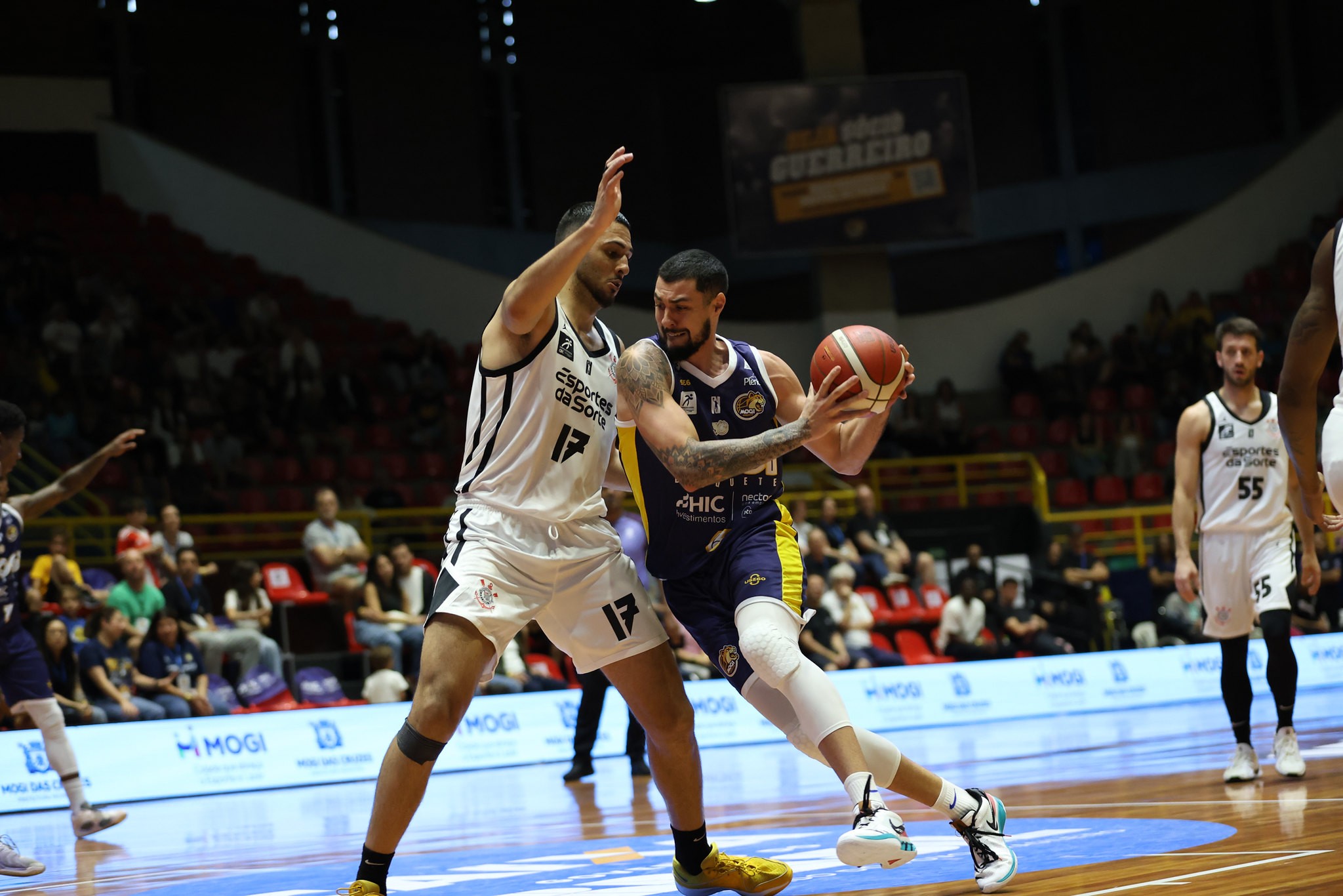 Mogi Basquete enfrenta o Osasco fora de casa em busca de recuperação no NBB