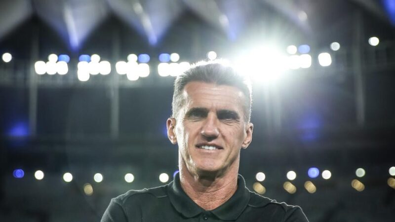 Bragantino encaminha renovação com técnico Vagner Mancini até o fim de 2026