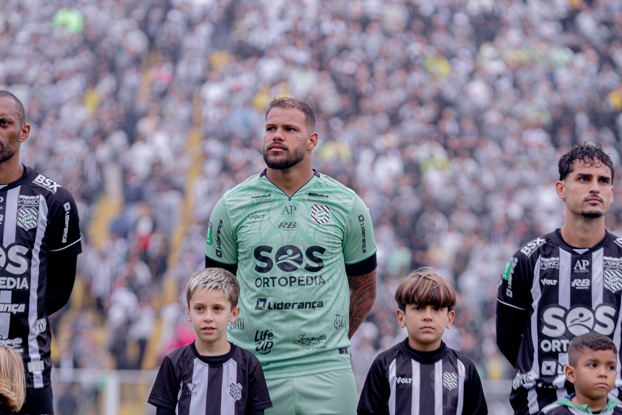Goleiro Igo Gabriel relembra vinda por empréstimo para o Figueirense: “Não pensei duas vezes”