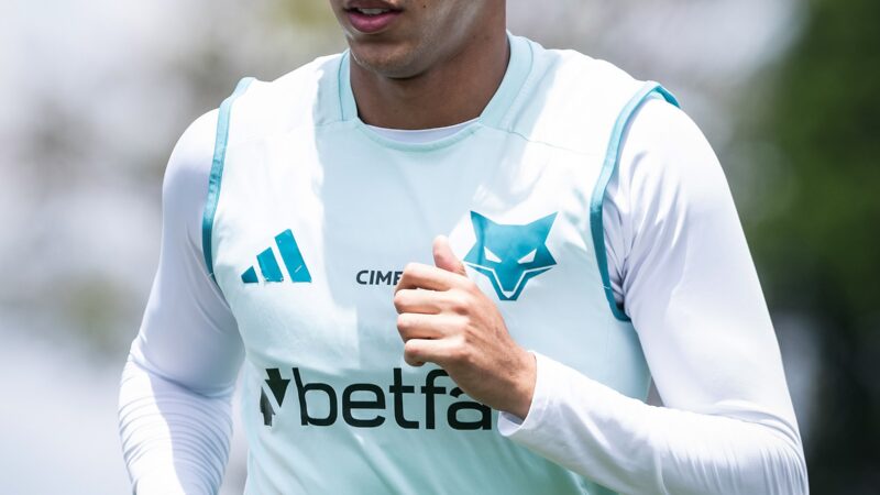 Flamengo estuda aumentar proposta por Kaio Jorge e envolver Cebolinha no negócio