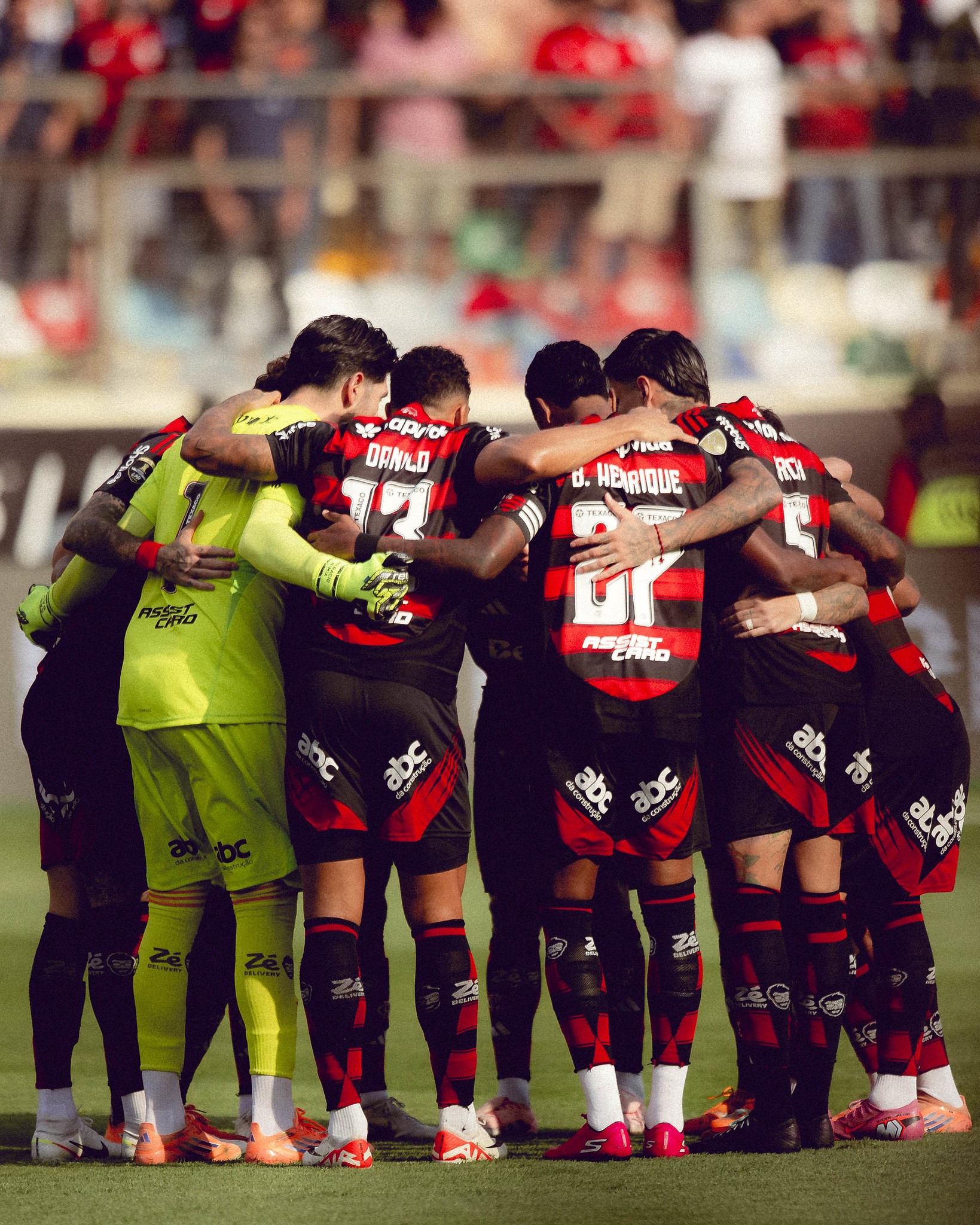 Jogo do título? Cinco dicas sobre quem escalar de Flamengo x Ceará na #37 do Cartola